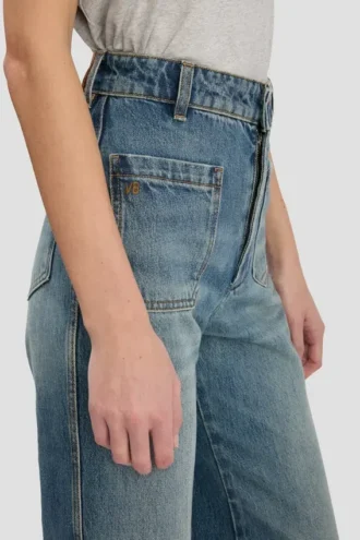 Alina-jeans i slitt blå vask