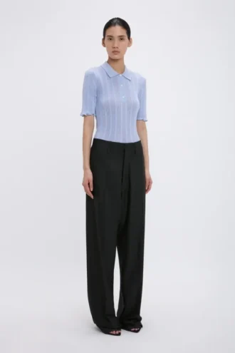 frill polo top i skybl 2 330x495 - Frill polo-top i skybl&aring;