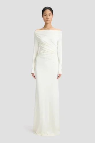 Off-shoulder-kjole i elfenben