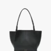 The Victoria tote bag i svart skinn