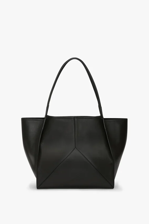 The Victoria tote bag large i svart skinn The Victoria tote bag large i svart skinn