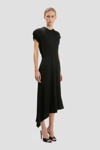 Twist Shoulder Dress i svart
