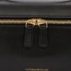 Vanity crossbody i svart skinn Vanity crossbody i svart skinn